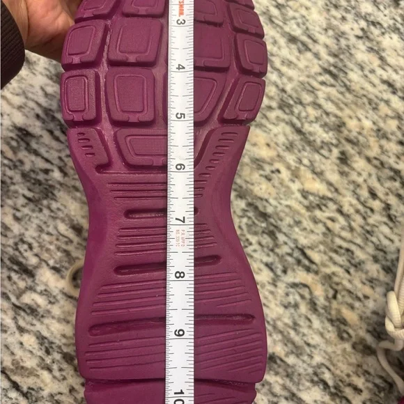 Reebok Gray and Purple Athletic Shoes with Supportive Midsole - Picture 7 of 7